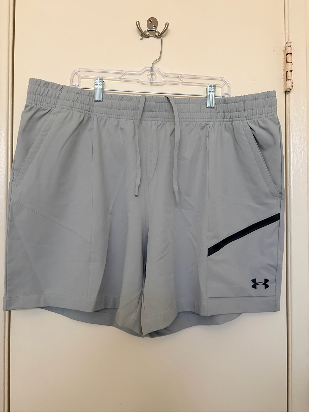 Under Armour Men's Light Gray Athletic Shorts with Black Accent